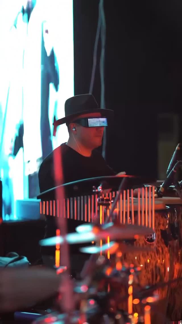 عکس اجرای زنده گروه هیاهو - بخش سوم